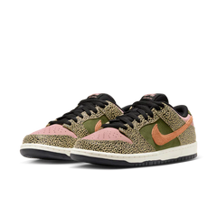 Nike SB Arts & Rec Dunk Low