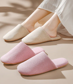 Modern House Slipper / White